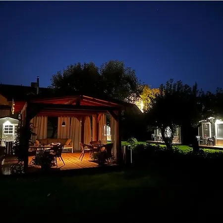 Hede Suvemajad/summer Campsite Parnu