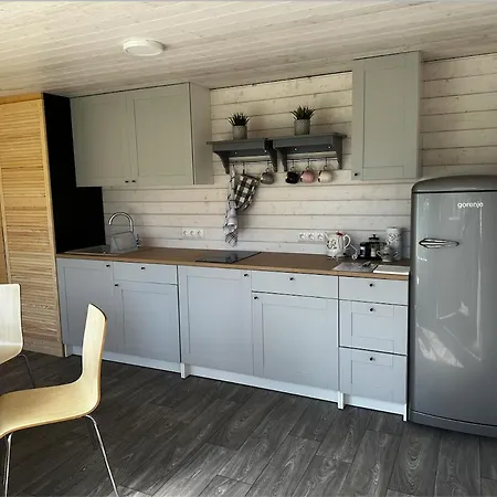 Hede Suvemajad/summer Campingplatz Pärnu